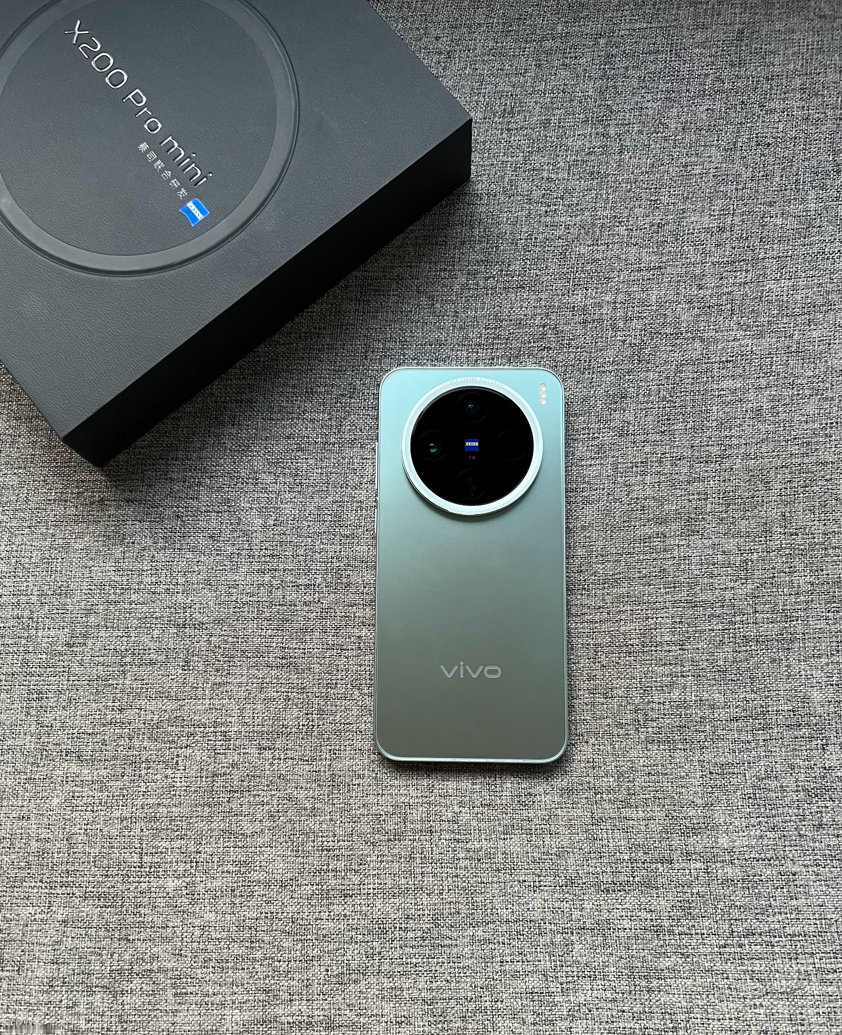 vivo X200 Pro mini  16+1TB钛青，99新，单机带盒子，电