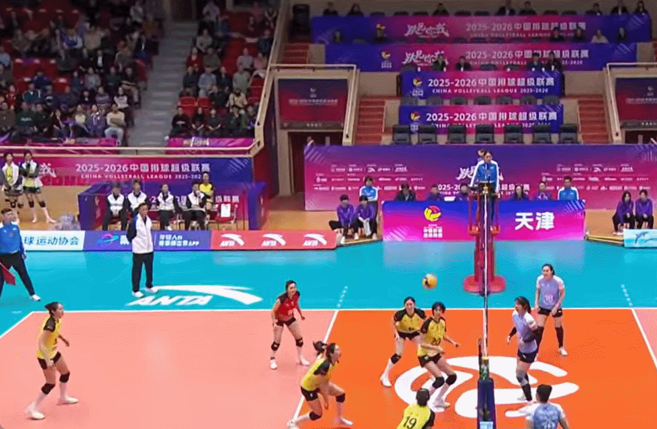 排超联赛天津渤海银行女排女排A级3/4名决赛首回合：前三局：天津渤海银行主场1-