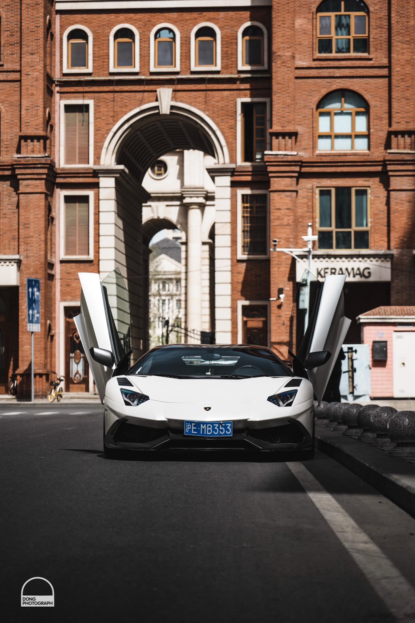 Aventador依旧充满感染力。