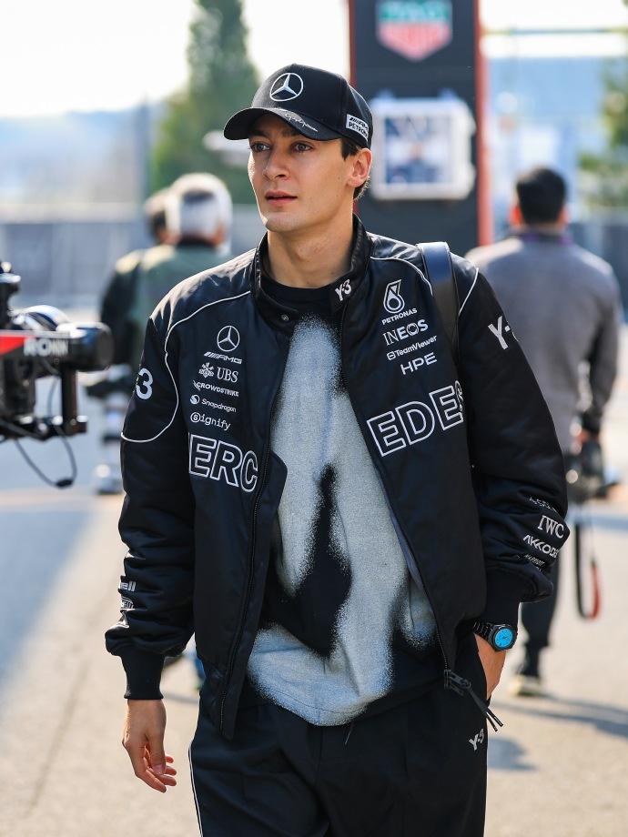 2026F1日本大奖赛正赛策略预测：
五种不同的轮胎策略：
中-硬 / 软-硬 