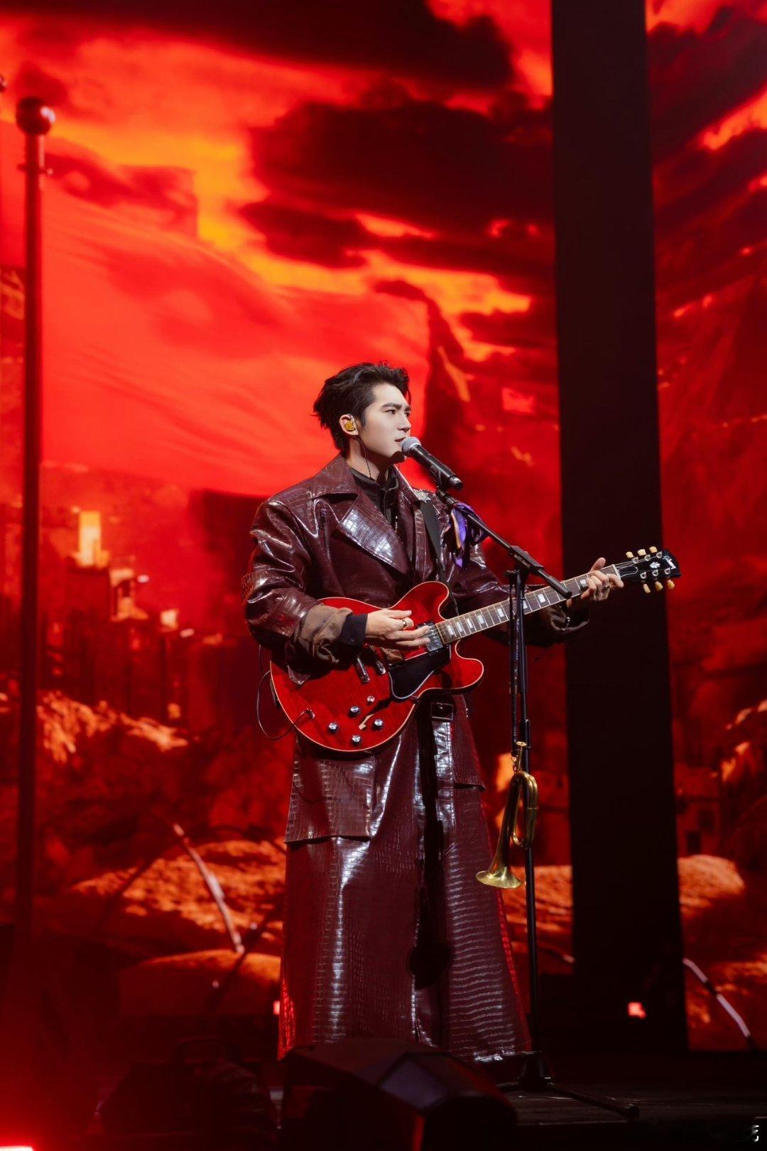 N次方扬州枣林湾音乐节官宣于适命中注定的舞台惊喜，谁能拒绝音乐节上的于适，吉他弹