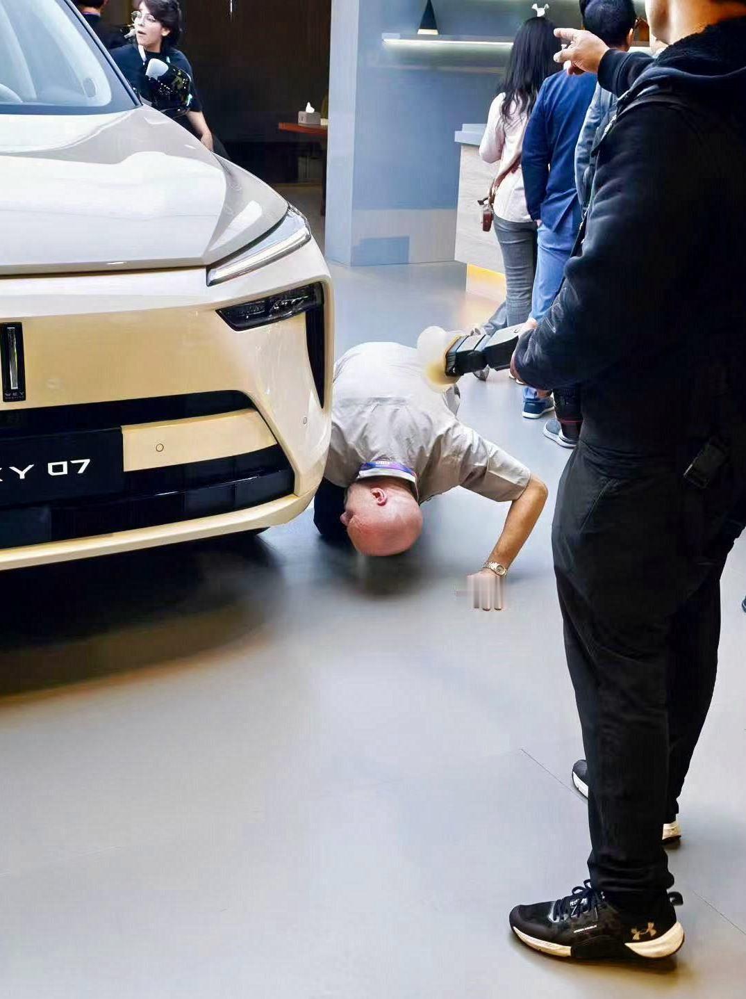 CES展作为全球最具影响力的消费电子与科技展览会之一，汇聚了全球顶尖的前沿科技产