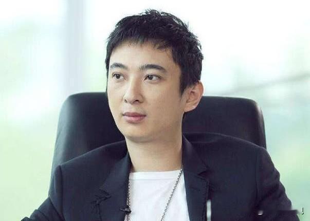 王思聪恋爱不结婚的秘密，其实是现代感情观的折射

每次看新闻里王思聪又换女友了，