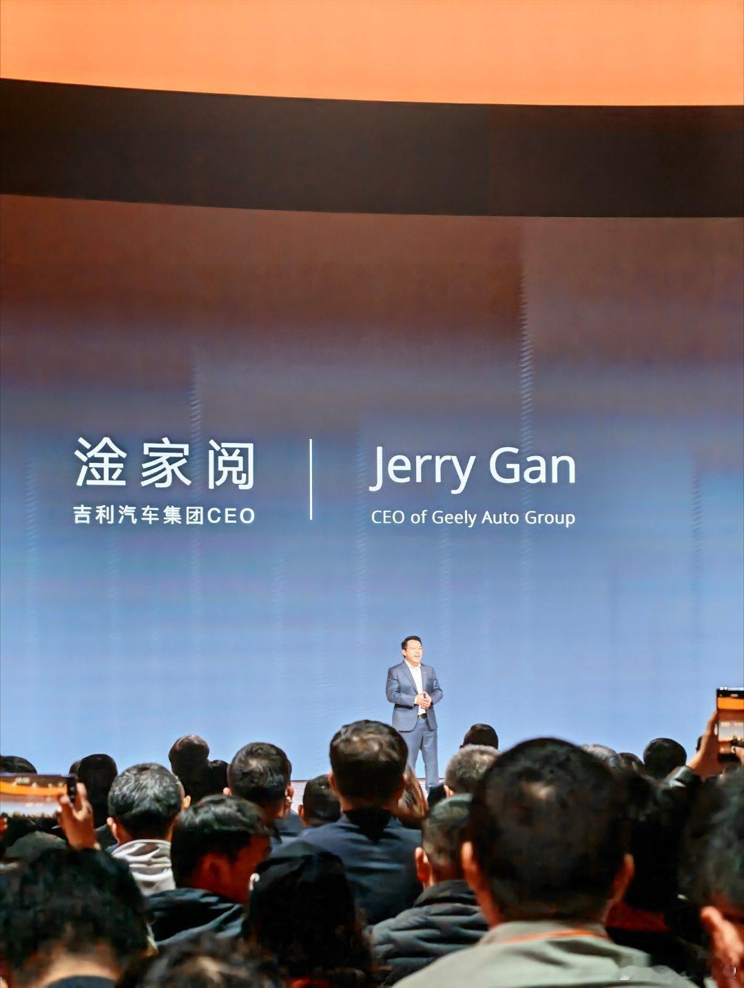 任何场景都不容易复现，但如果把各种极端的场景都搬实验室，最大强度的去还原现实中的