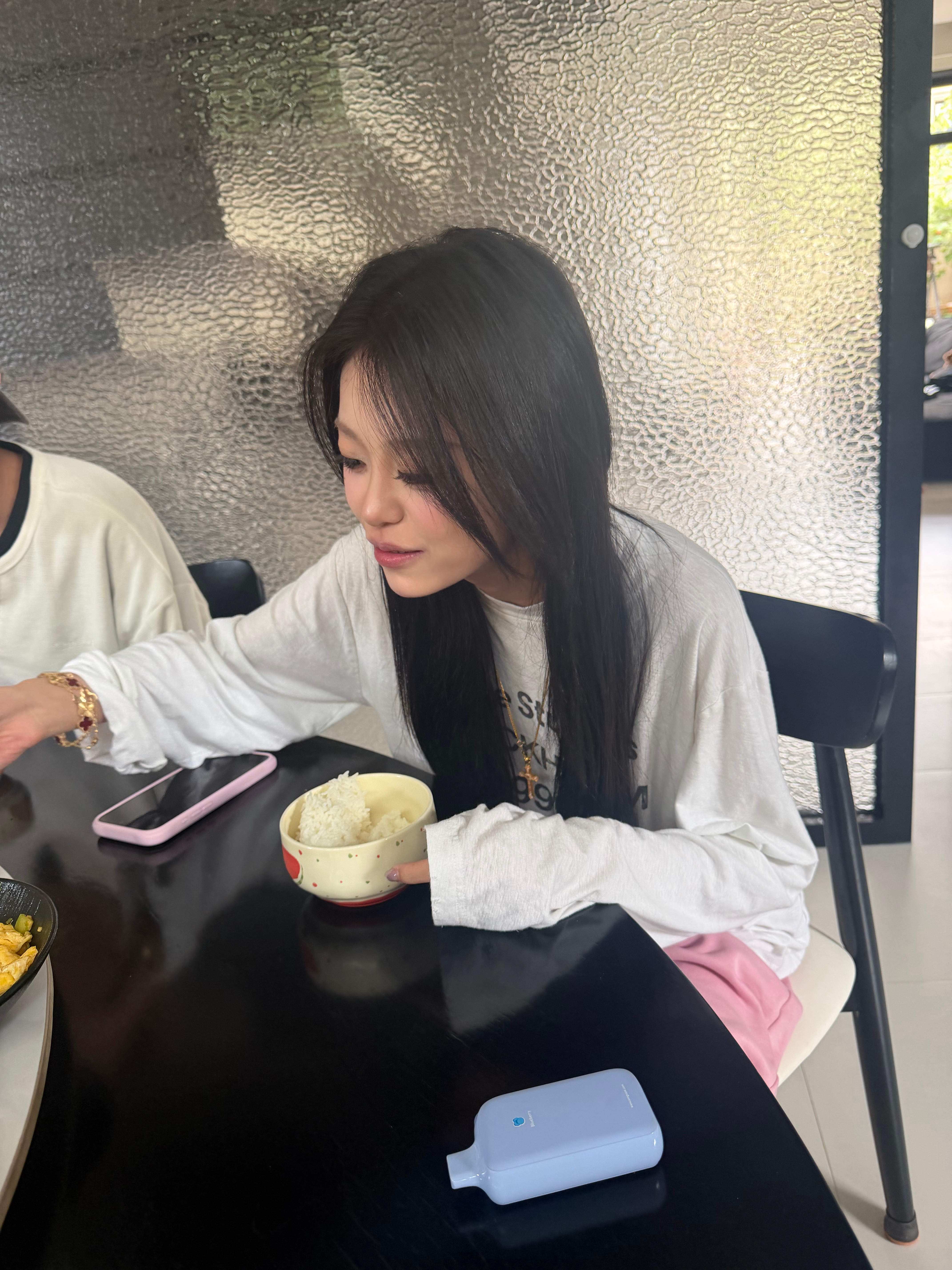朋友来了吃点啥 就吃 ____ 