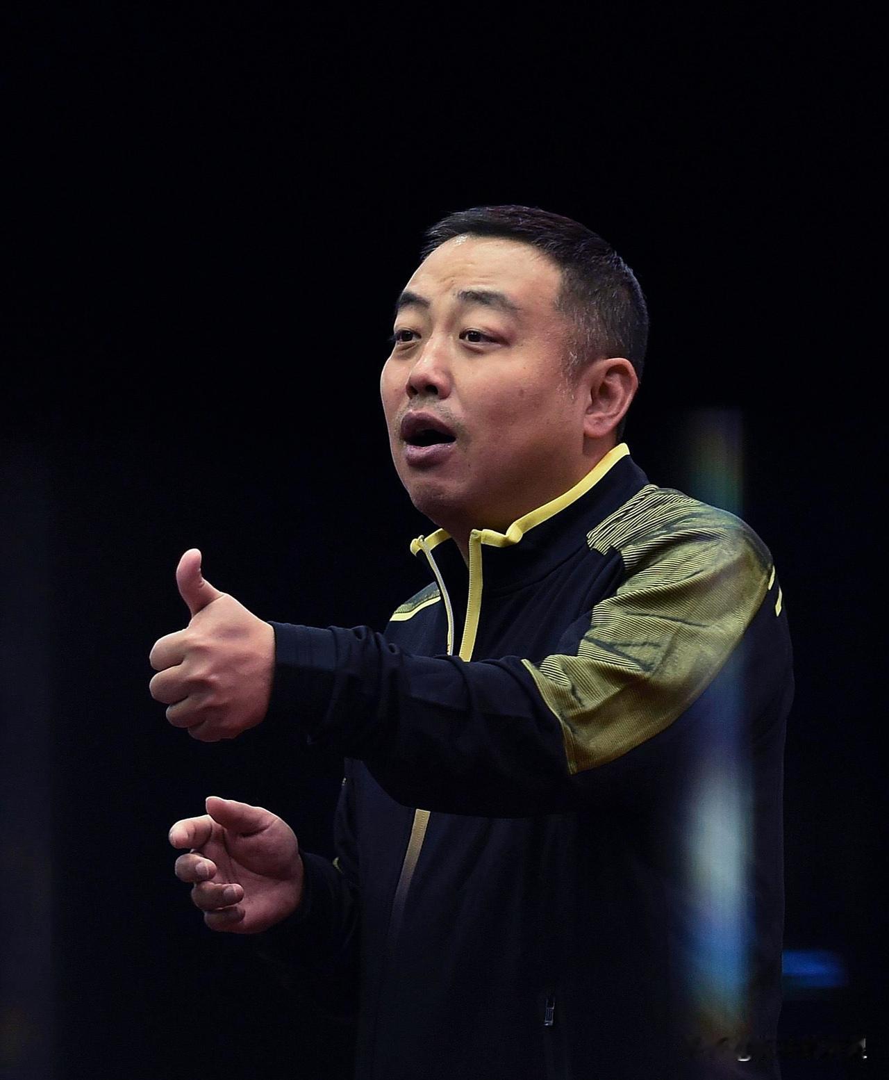 仔细观察一下，你会发现我们身边的人工智能无处不在。

手机语音助手（小艺、小爱、