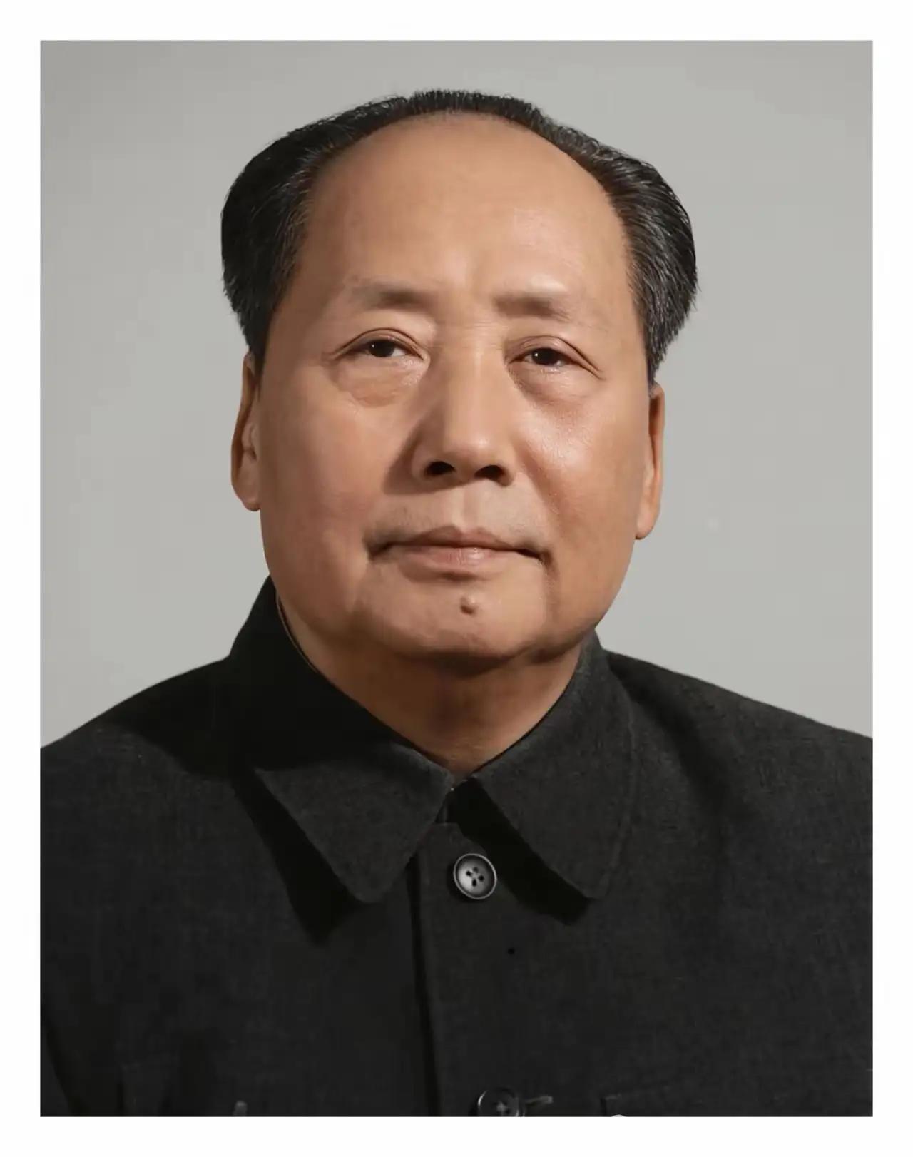 我建议将每年九月九日定为国家级毛主席公祭大典日，使全国各族人民如祭黄帝、伏羲之典