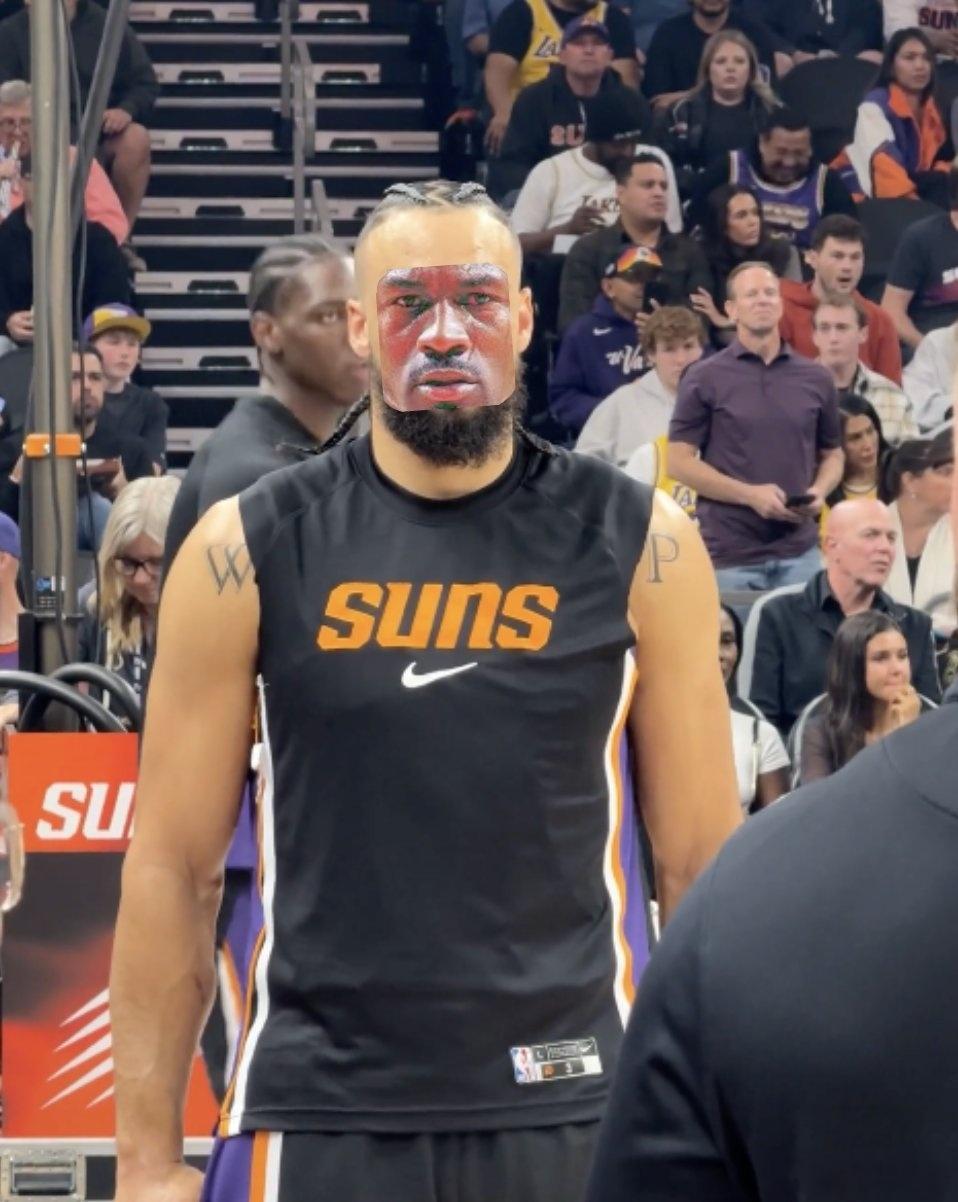 今晚的狄龙像极了谁？万万没想到，狄龙把自己打成了杜兰特交易的老大，而杰伦格林则成