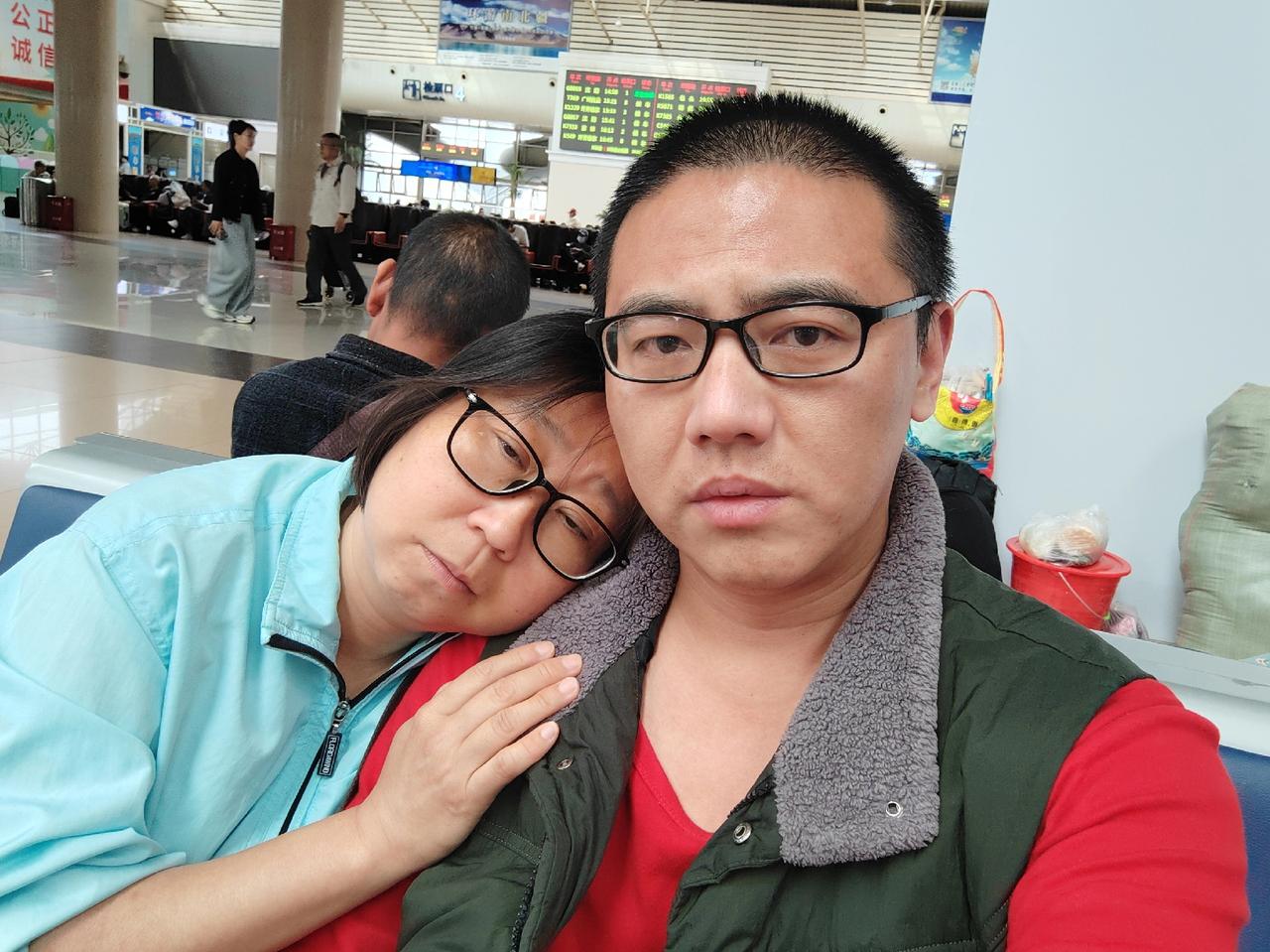 广东小姐姐下次如果你还想网暴我，在网暴我之前我提醒你好好看一下咱俩过往的聊天记录