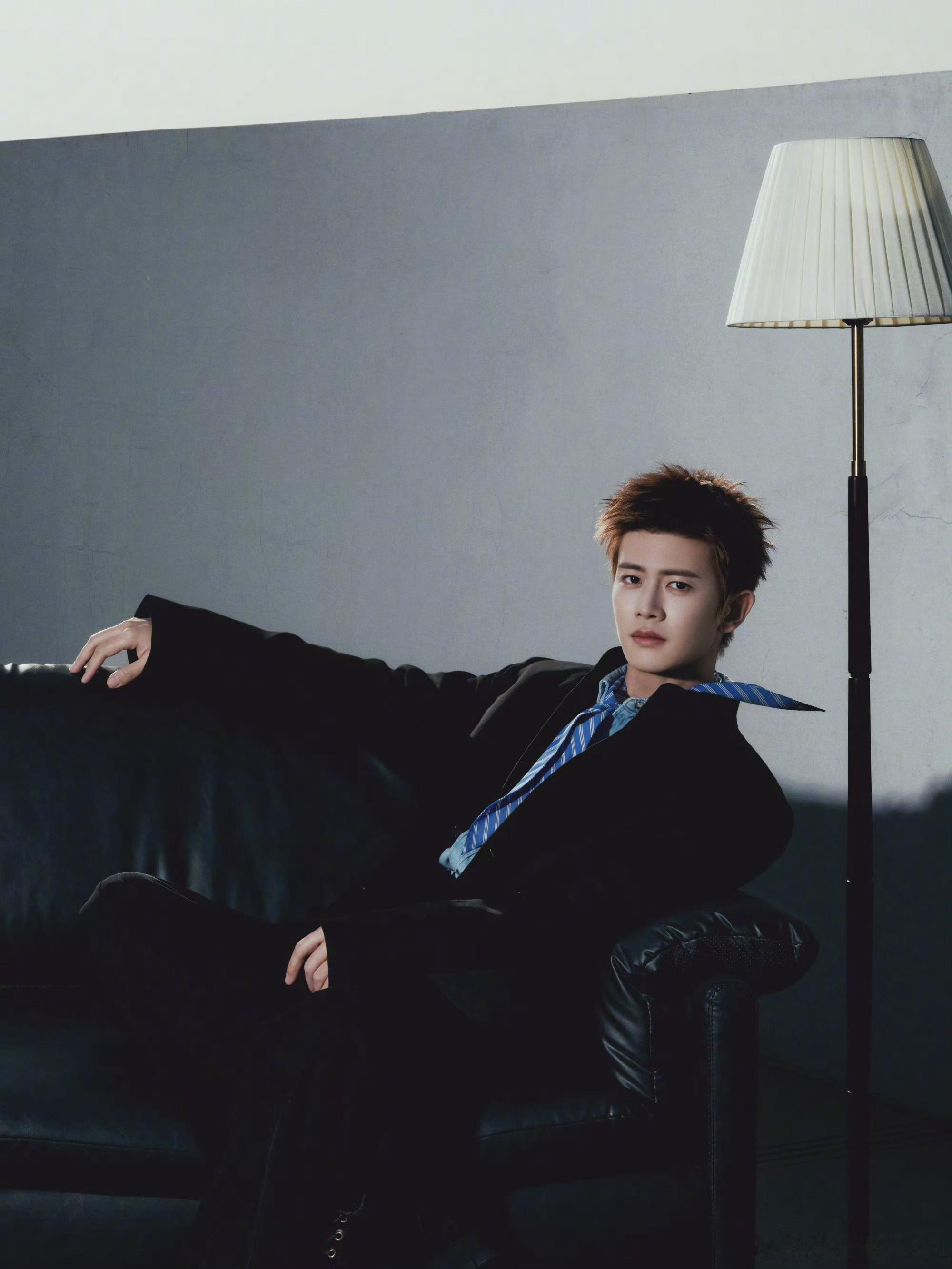 【任嘉伦37岁新剧本】解锁37岁！这个状态依旧能打～来说说，你最喜欢任嘉伦哪个身