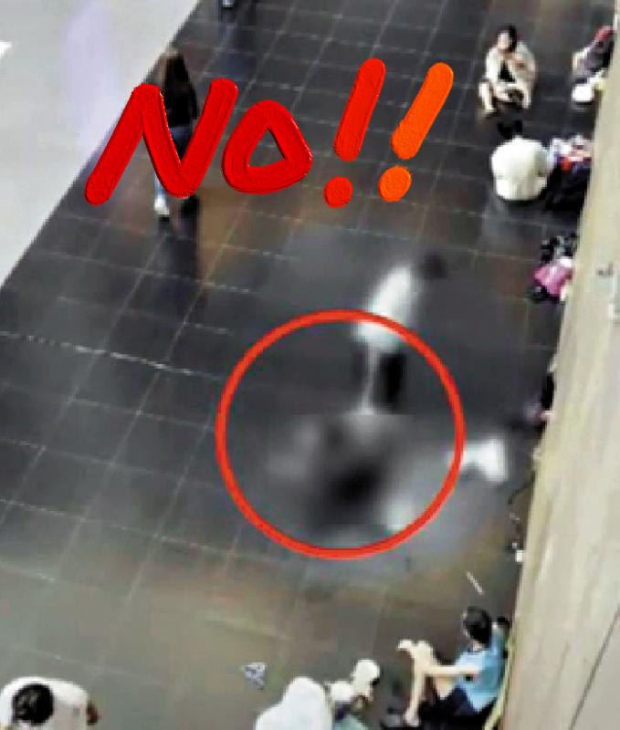 被性侵10分钟无人制止，地点可是车站大厅！

中国台北车站大厅，一香港女子被通缉