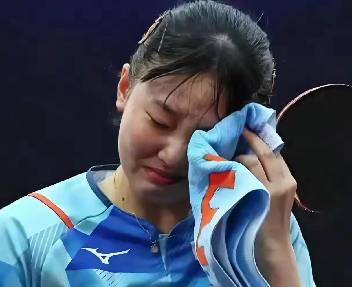 张本美和1-4输给王曼昱，赛后痛哭，她在采访中说：“这是一场完败。对手在方方面面