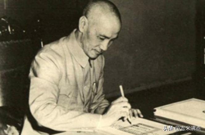 溪口那个密令没杀成宋庆龄，也没动张学良，杨虎城却死了。不是蒋介石心软，也不是毛人