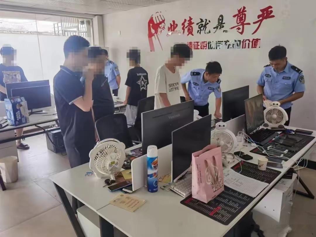 看了一个新闻，广东东莞多家MCN、传媒公司接连倒闭破产，其中不少是深耕水军控评、