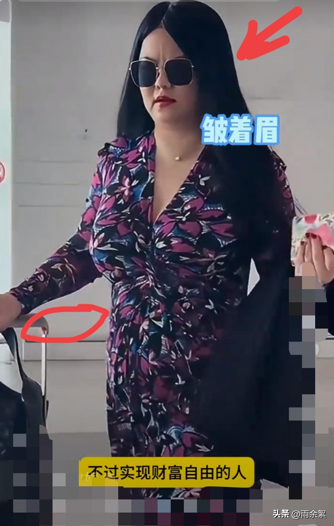 49岁，200斤！实现财富自由的李湘，走路却累得气喘了？

几日不见又胖了！走两