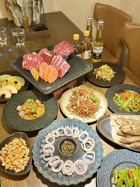 一口和牛一口酒🍹快乐能有九十九🥩