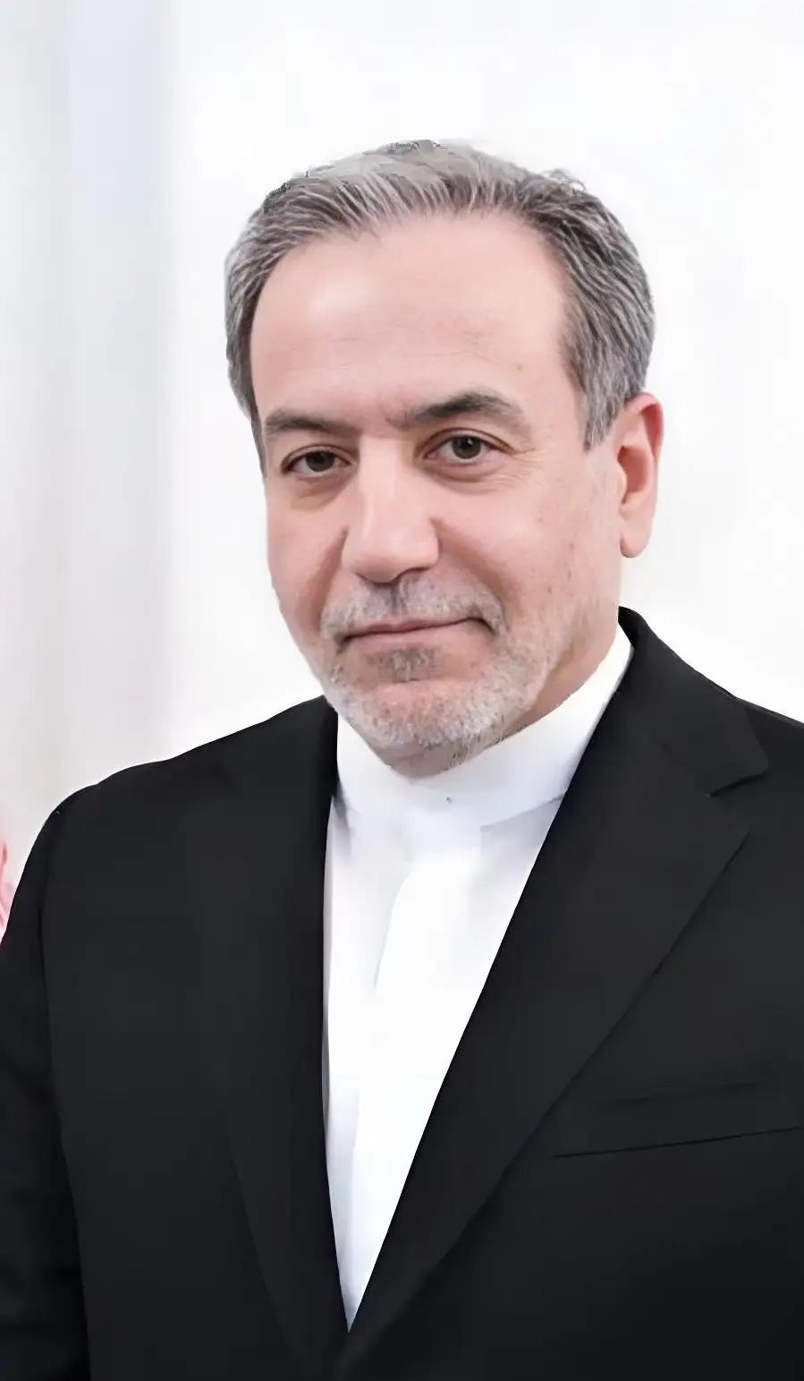 就在刚刚 
伊朗宣布了 
10月12日，伊朗外交部长阿拉格齐宣布：俄罗斯已经转达