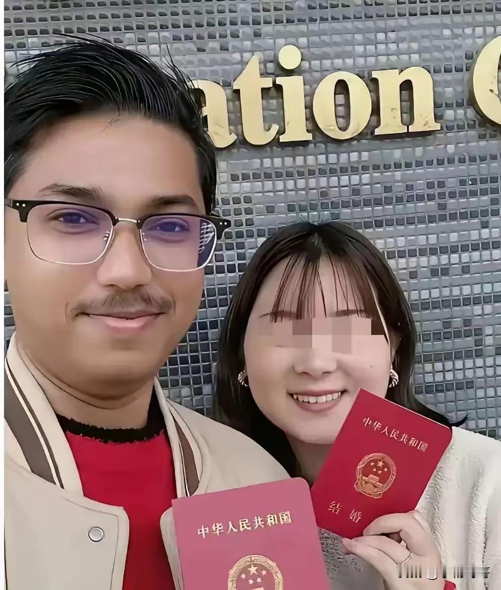 现在全网最后悔的女人就是那些远嫁印度的中国女孩了吧！不是因为文化差异大，也不是因