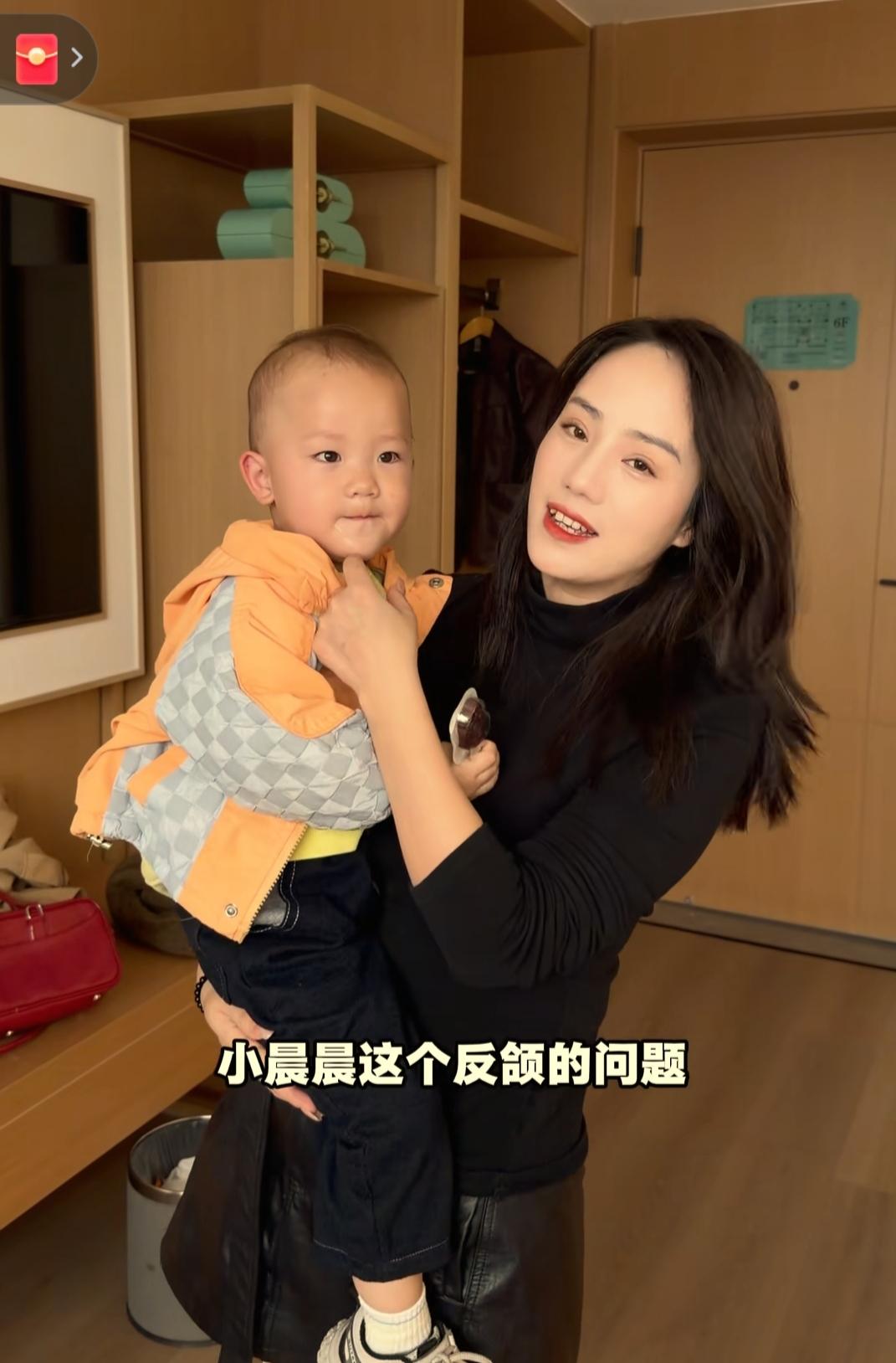 小妹儿已经很难再结婚了
原因很简单
不是因为舍不得小二娃，也不是因为没人喜欢，而