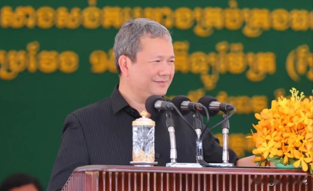 洪玛奈的白发与家族的新生力量！

近日，洪玛奈幽默的谈到自己日益增多的白发，说这