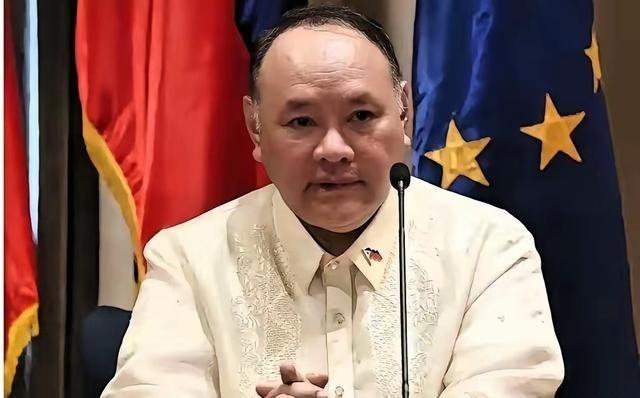 菲防长说:“在中国没有存款，没有产业，没有亲人。” 但说这话不足24小时，就有人