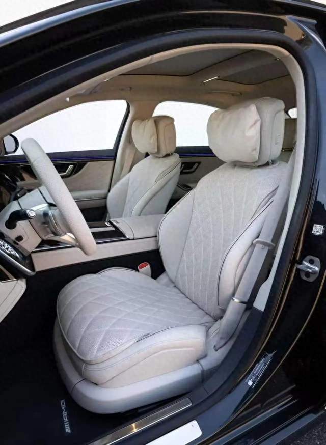 S级重大变革！奔驰S580L4MATIC，换装平面曲轴M177EvoV8