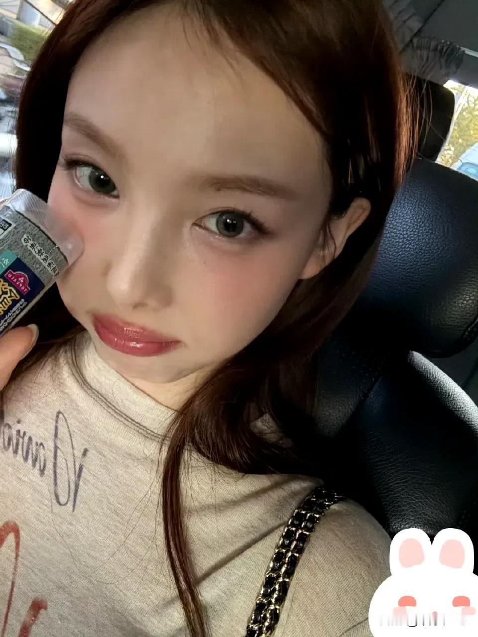 不想和没见过林娜琏美图的人说话💅 ​​​