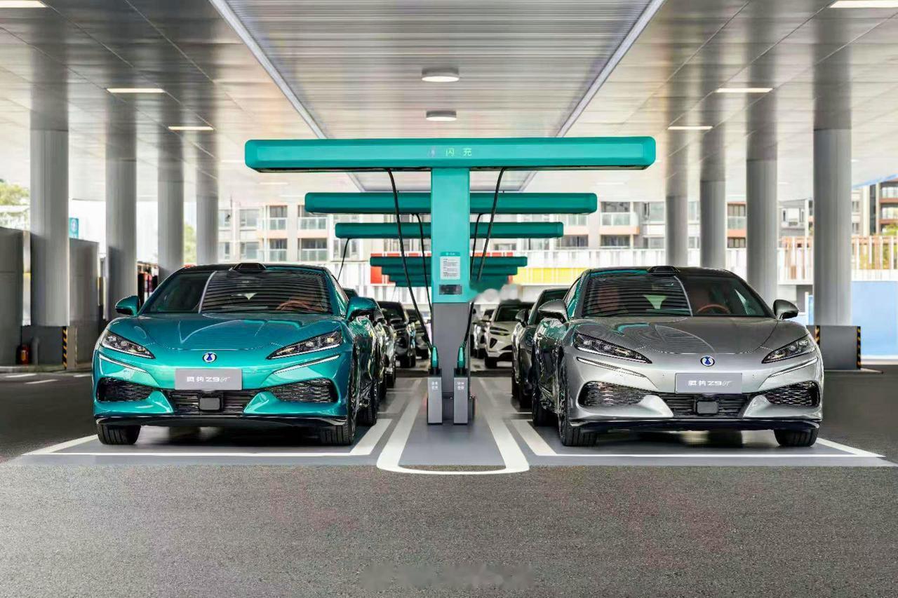 比亚迪4月销量藏着两个关键信号
4月新能源渗透率首次破60%，市场正式进入存量竞