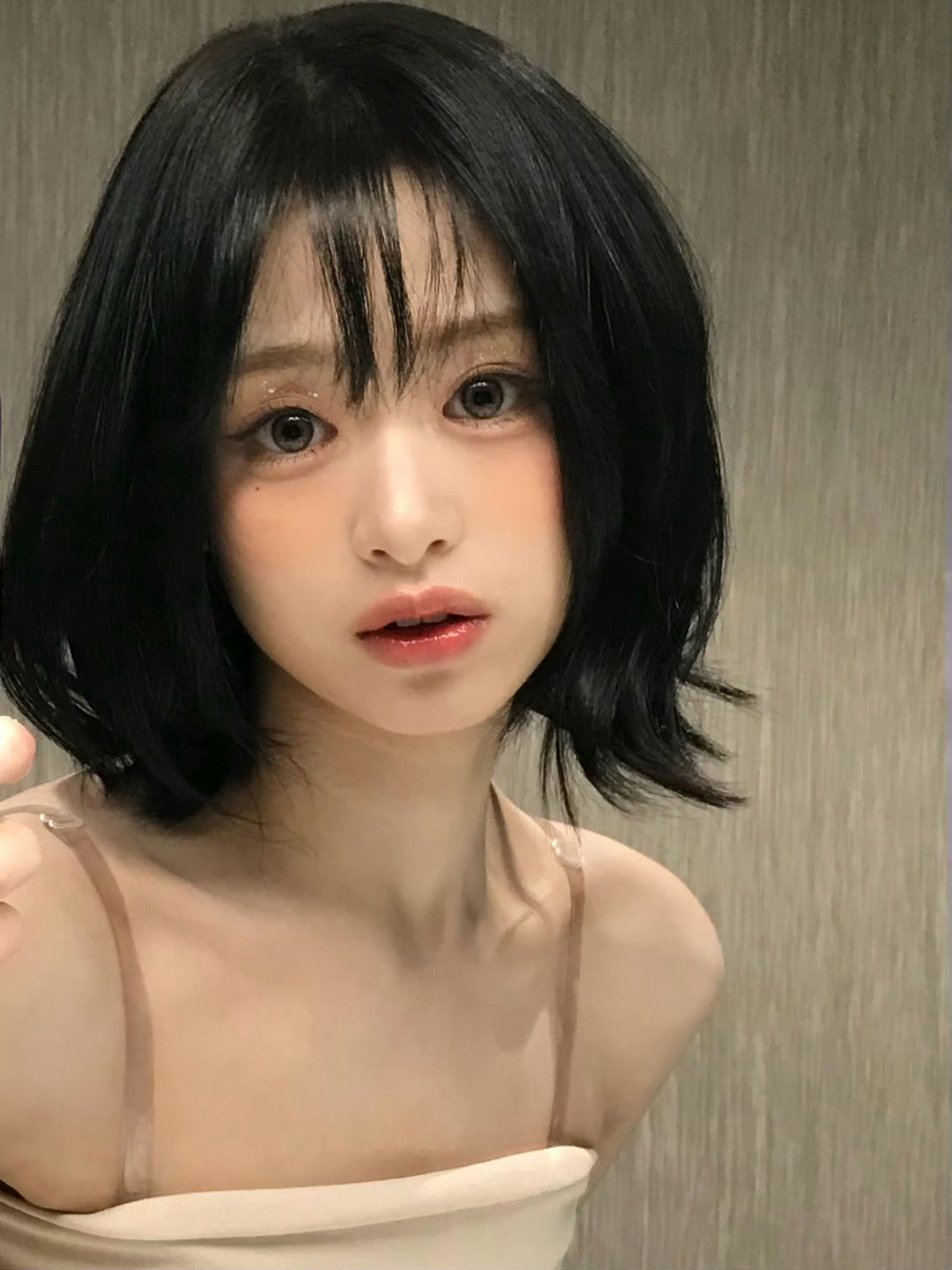 Ahyeon 是我见过最漂亮的眼珠子✨🌙 ​​​