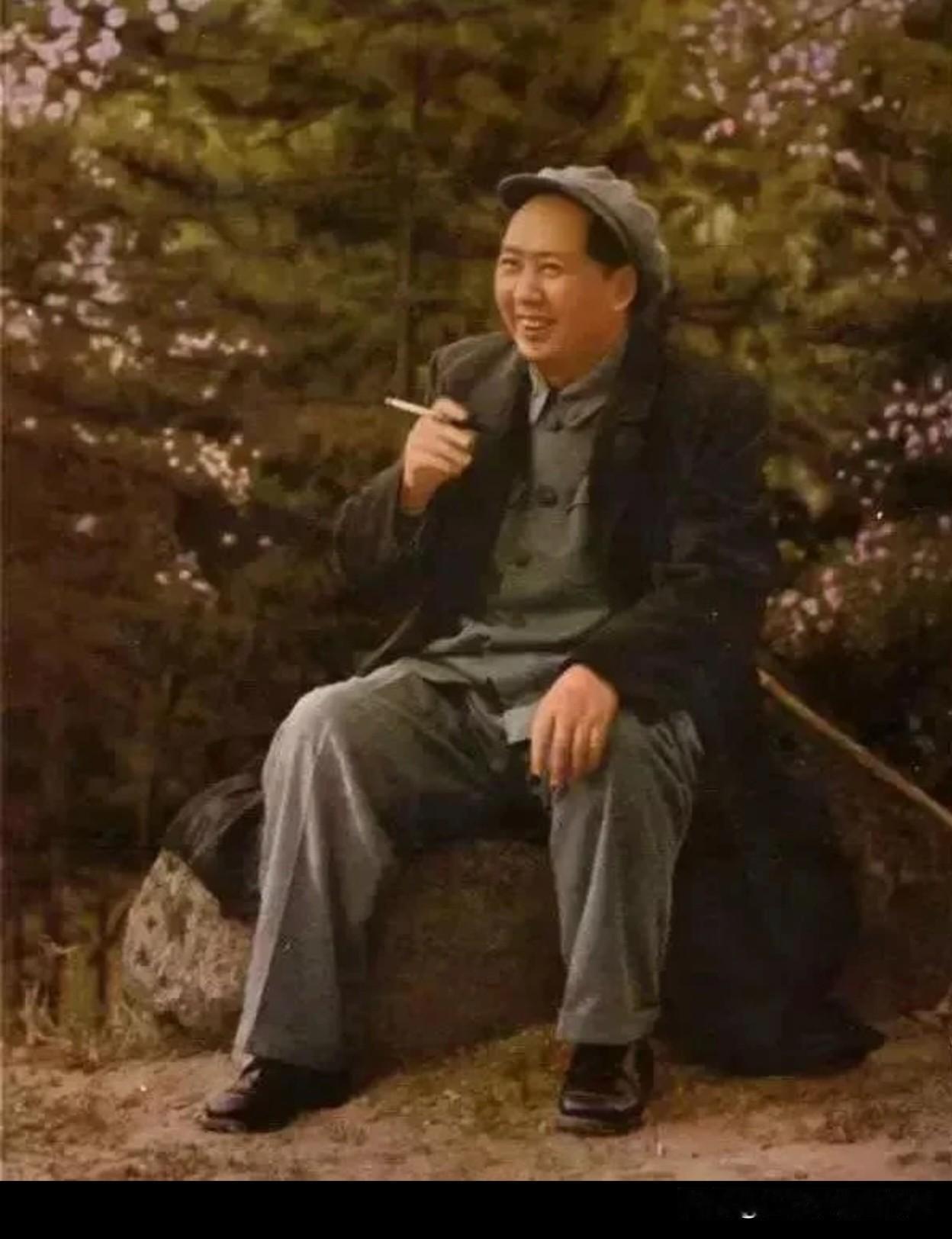 最喜欢毛主席的：“宜将剩勇追穷寇，不可沽名学霸王”！

南京城风云突变、风雨激荡