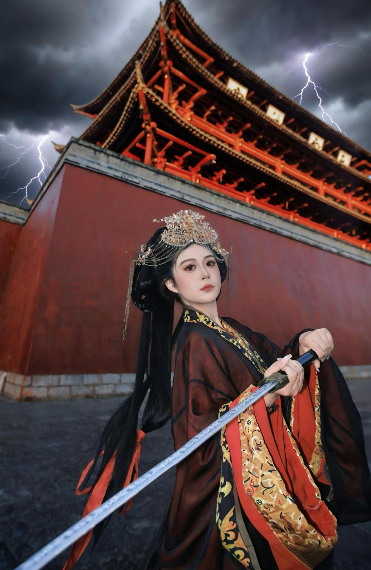 是你的妻 还是你的棋。战袍  自拍 古风 古装拍照 颜值