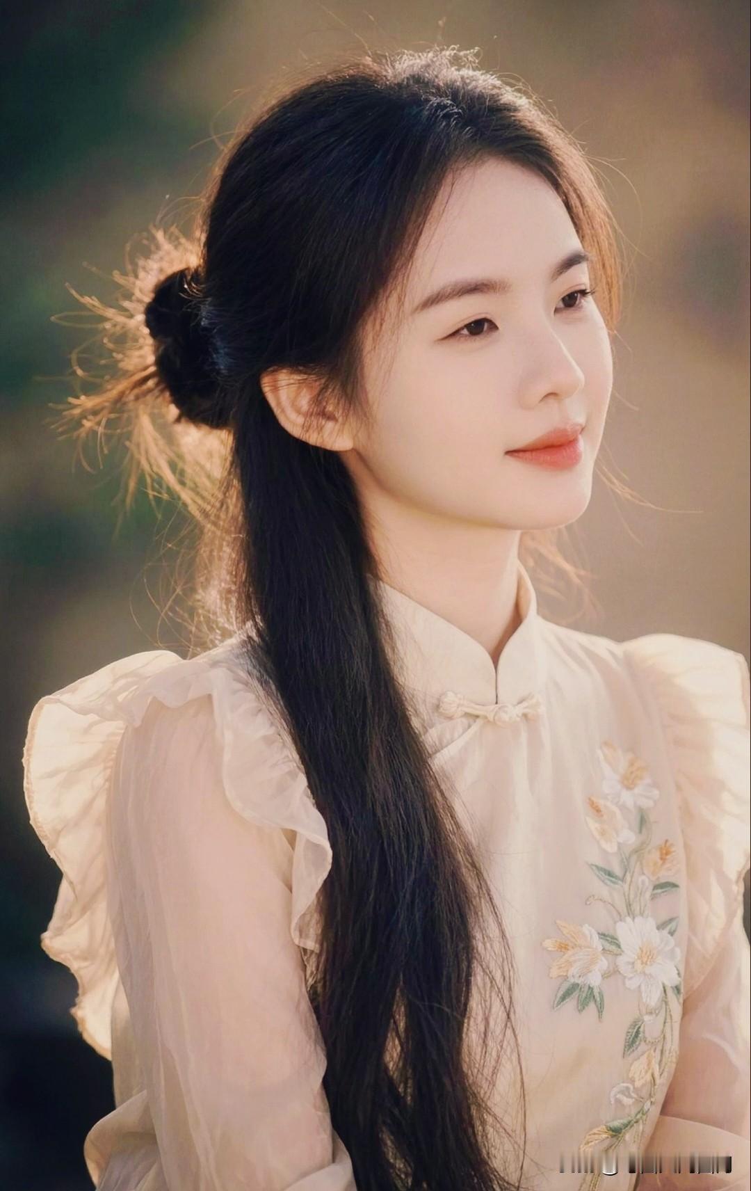 人生如戏，演得再真，也要学会抽身而出。
喜欢玄学久了，你会发现一个很有意思的现象