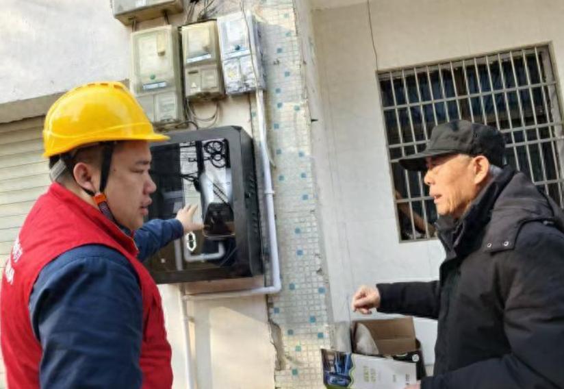 3·15护航充电消费 荆州供电下沉乡村 村村充守护群众安心充电
开新能源车的朋友