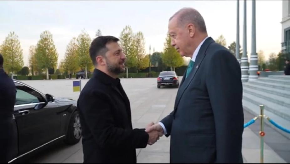 泽连斯基与土耳其总统雷杰普·塔伊普·埃尔多安的会面富有成效且意义重大。
 
我们