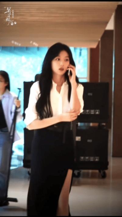 尚之桃变身熟女大波浪 孙千尚之桃资深职场风尚之桃终于完成蜕变！大波浪熟女造型亮相