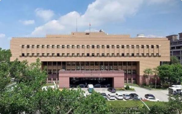 事件发生在台湾地区台北车站，一名香港女游客遭性侵约十分钟，而报警的竟是一位马来西