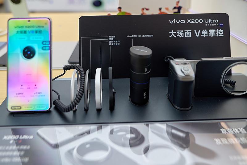 当手机突破行业动态影像壁垒，普通消费者也能掌握专业影视能力 vivoX500系列