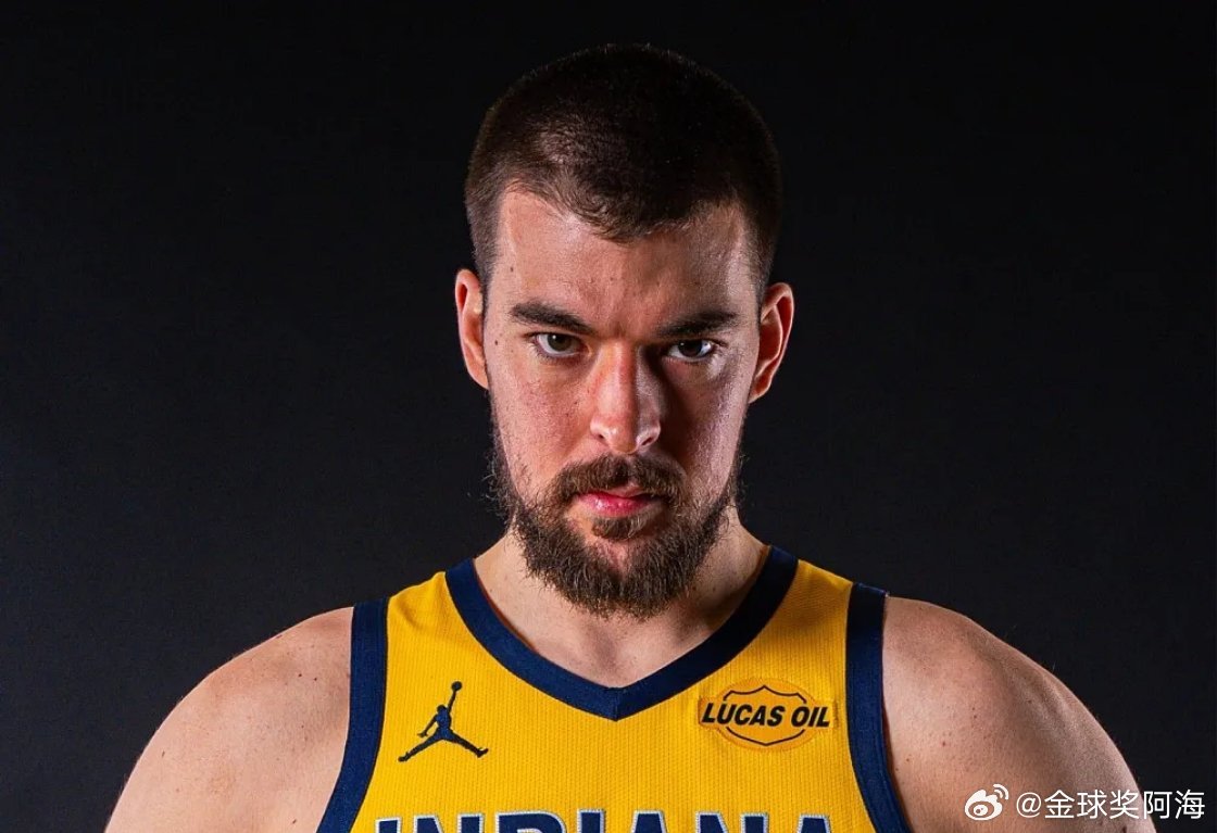 体育 明日NBA常规赛步行者vs快船。根据最新伤病报告显示，步行者球员托平（右脚