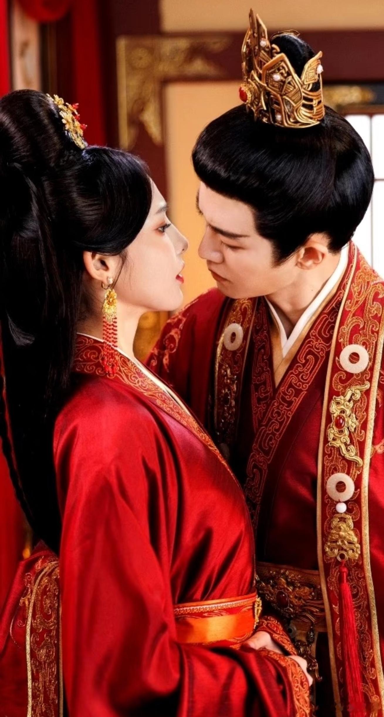 凤凰台上 死了都要爱刷《凤凰台上》全程被萧焕的深情戳中泪点，他真的把所有温柔都给