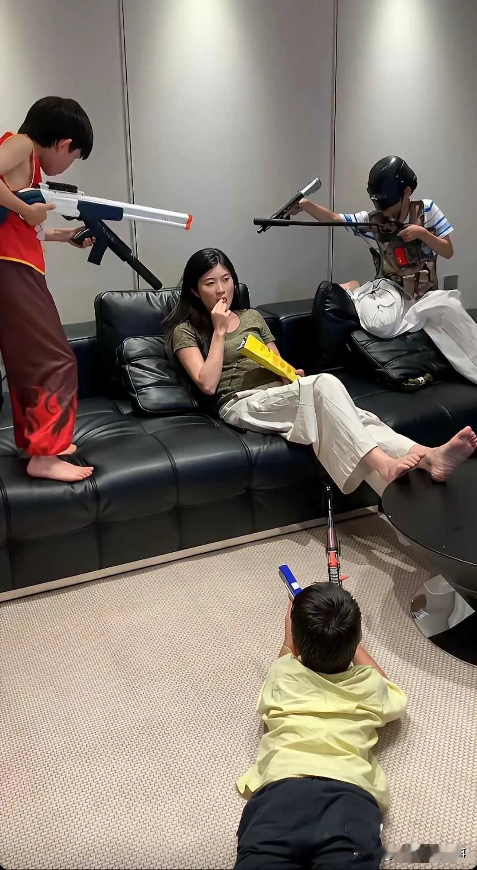 我敢打赌，大妈心中肯定是想生女儿多好！[赞][捂脸]