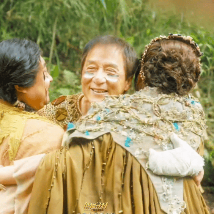 元宵节记得给爱的人一个拥抱 强杉挡在胡胡前面，图鲁终于等到妈妈的拥抱，纱依学会了