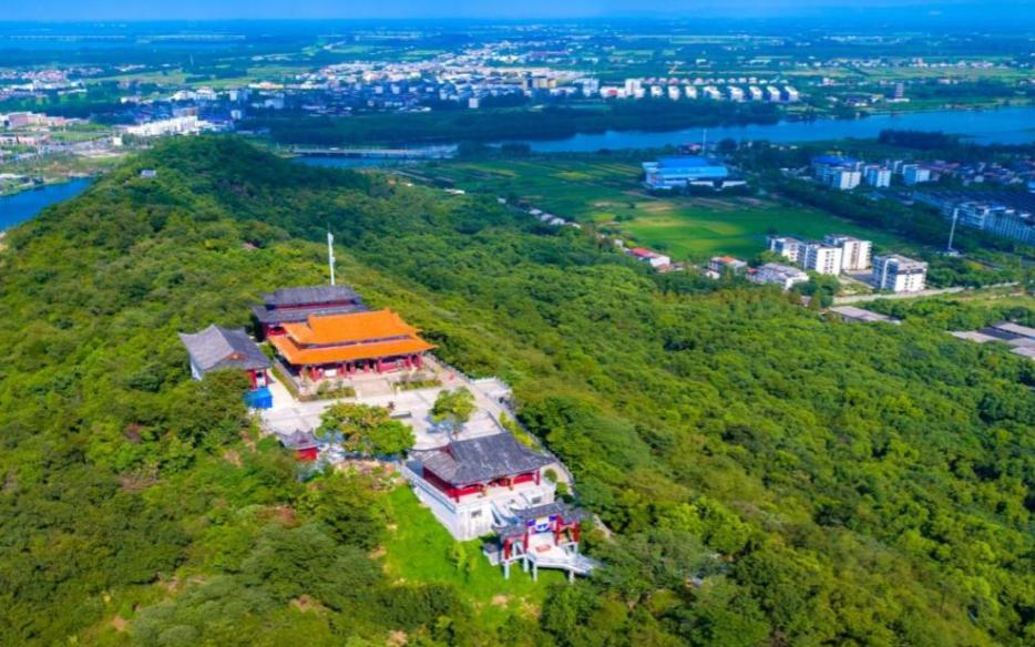 石首私藏 5 条春游线！花海国宝田园全打卡，闭眼冲不踩雷
春天出去玩总怕做攻略，