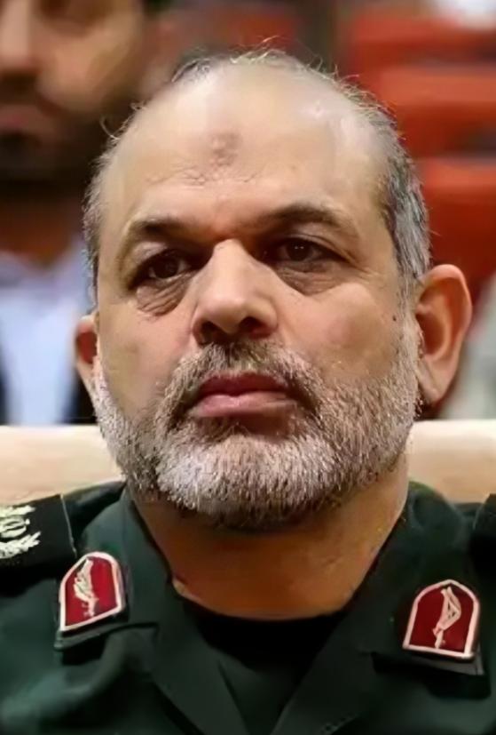 关键时刻，伊朗把一个全球通缉犯请出山 

此人正是美国头号死对头艾哈迈德・瓦希迪