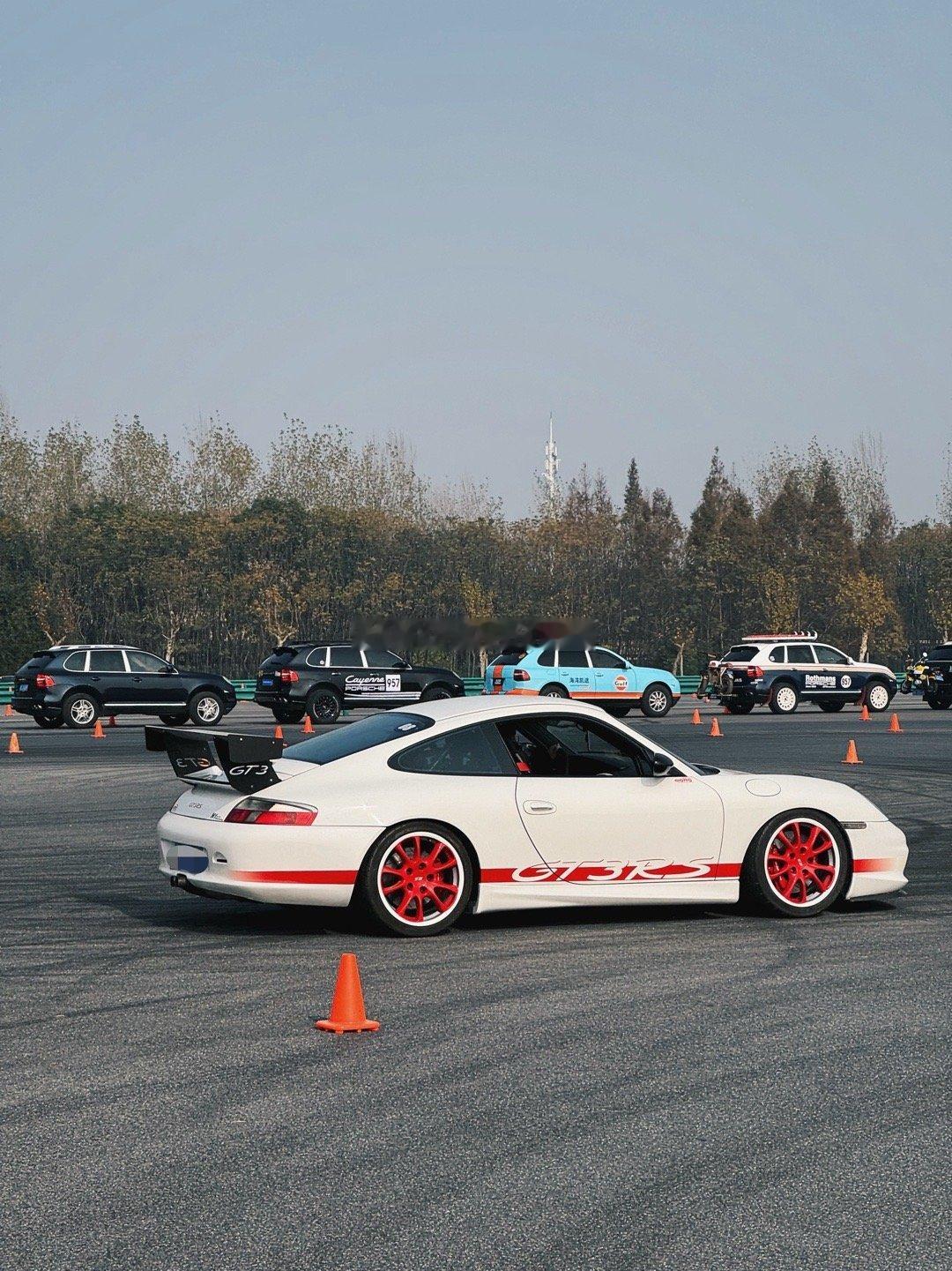 又到了最近遇到的一些车系列时间, 上周末的波子车聚  