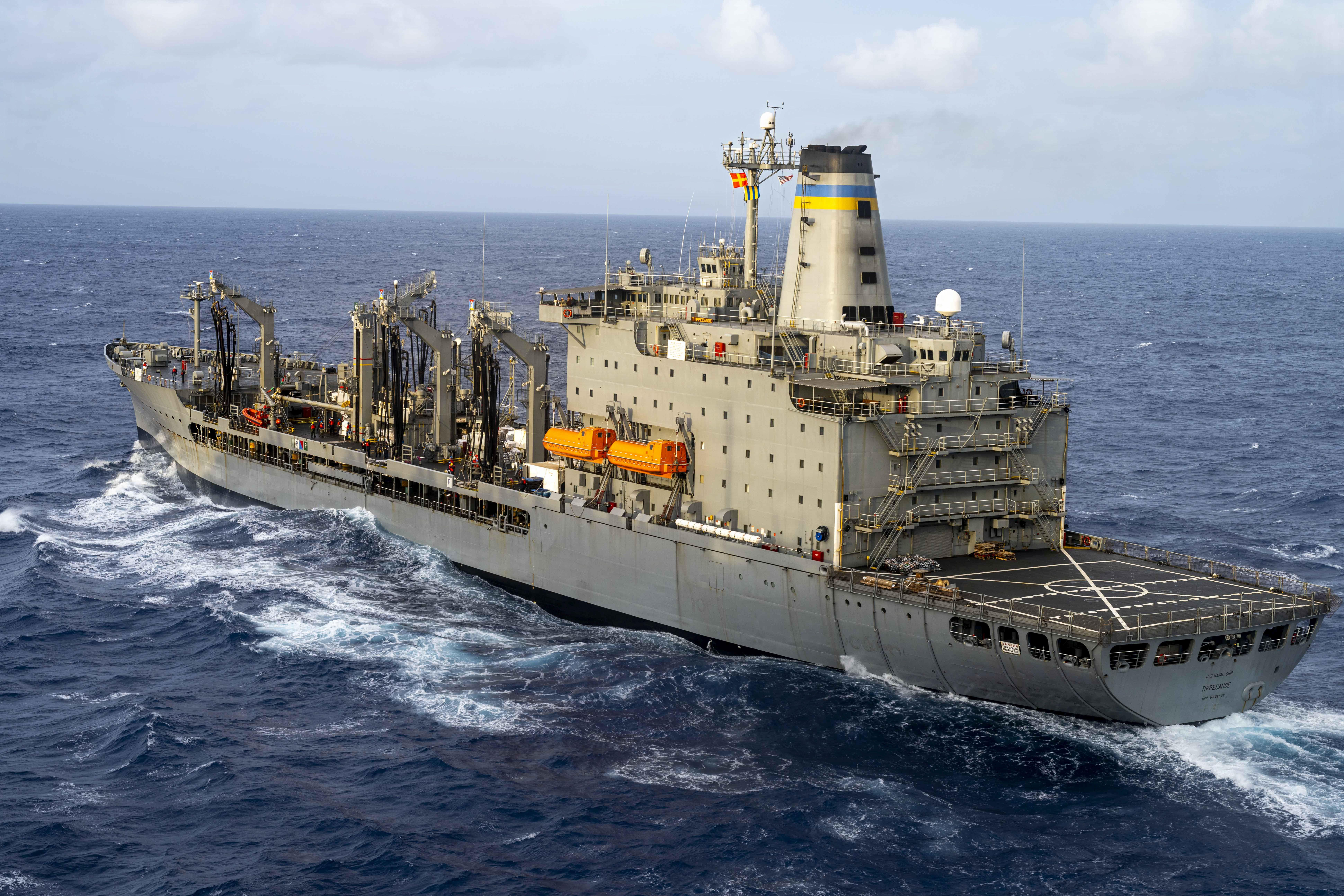 美国海军“亨利·J·凯泽”级舰队补给油船“蒂珀卡努”号（USNS Tippeca