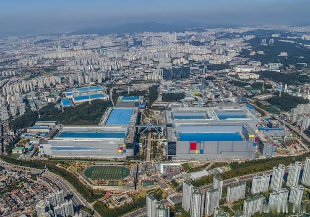 三星2nm工艺良率接近60%，正全力提升能效据报道，三星电子晶圆代工业务已将其2