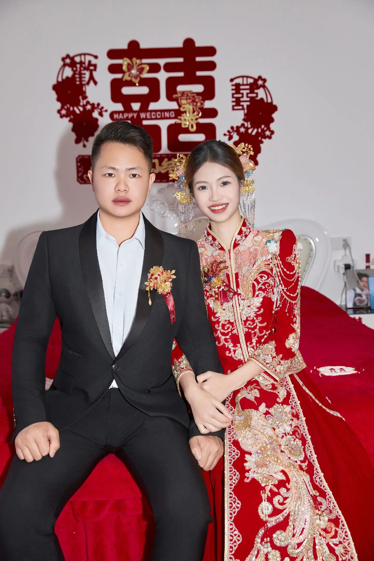 和你在一起以后我感受到了真正的爱和幸福  你总能在意我说过的话  照顾...