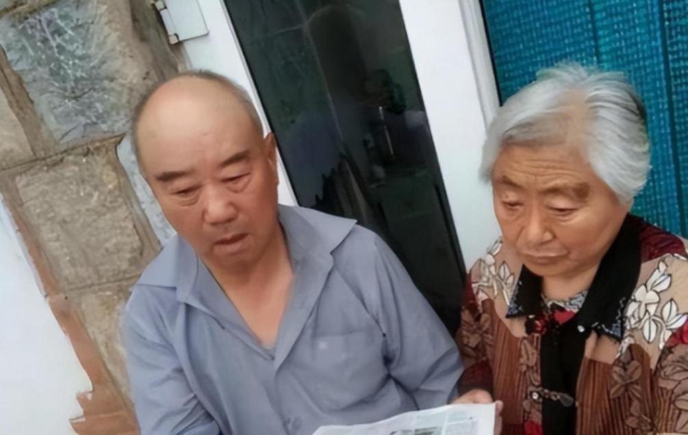 2000年，一对辽宁夫妇借了7万元将女儿送出国留学，令人伤心的是，女儿却从此消失