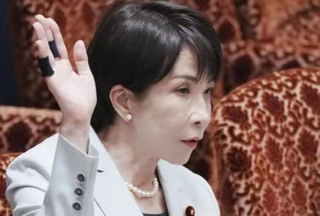 美国在伊朗身上没讨到什么便宜，反而惹了一身骚，在俄乌问题上给大俄松了绑，被迫允许