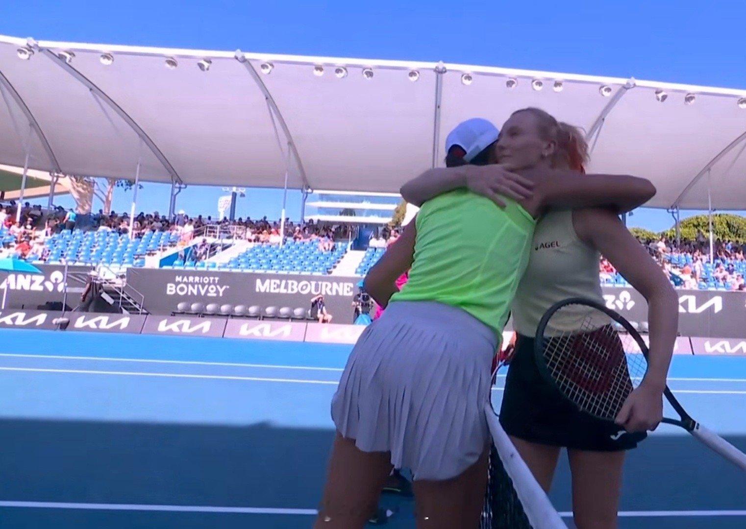 澳网2026 混双，🇨🇳张帅/普埃茨以6-4 2-6 8-10不敌西尼亚科娃